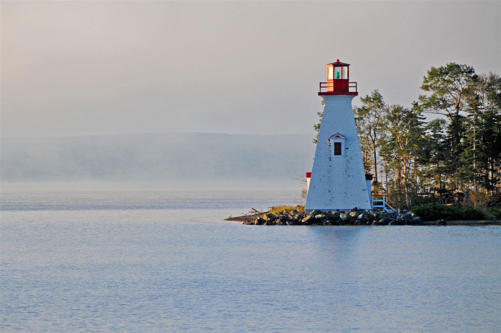 Kidston Island lighthouse